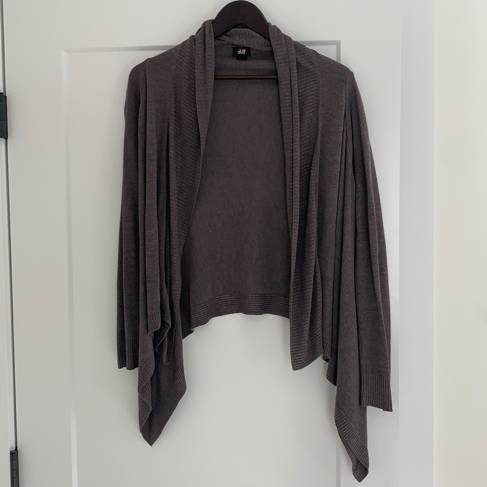 H&M Hi-Lo Caridigan